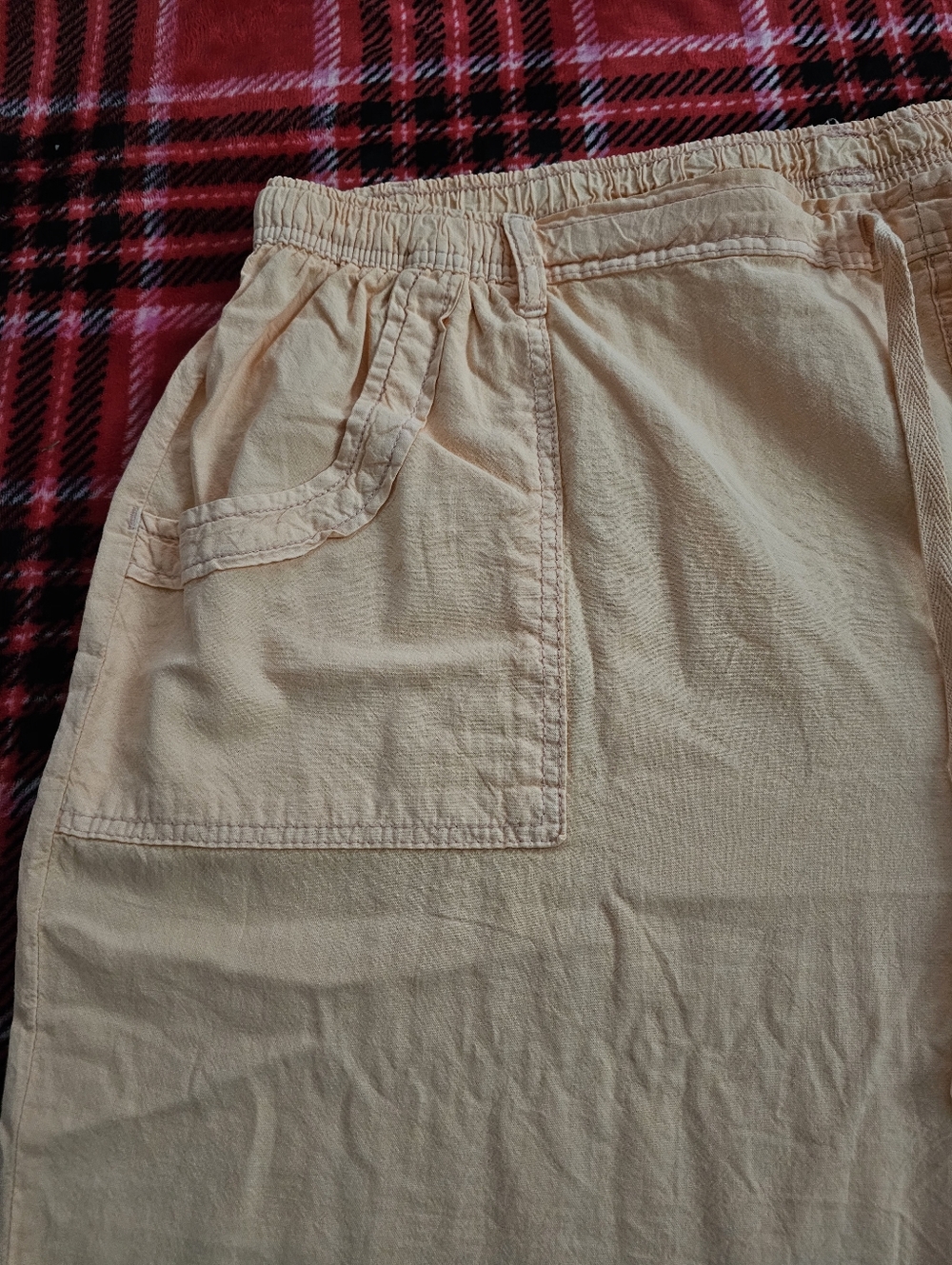 Gloria Vanderbilt Light Coral Drawstring Pocket Casual Shorts - Picture 2 of 6